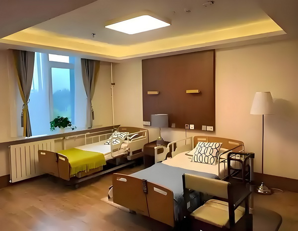 在哪个网站申请入深户_「女性互助」大潮中,为什么《花漾》要呈现女性关系中的「毒性」成分? 不再从外花爆竹地新购烟